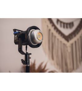 LED Leuchte RGB Pravaha