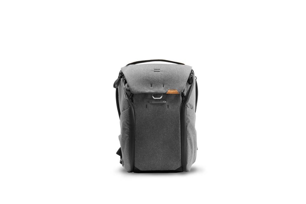 Everyday Backpack 20L v2 - Charcoal PFAS Free