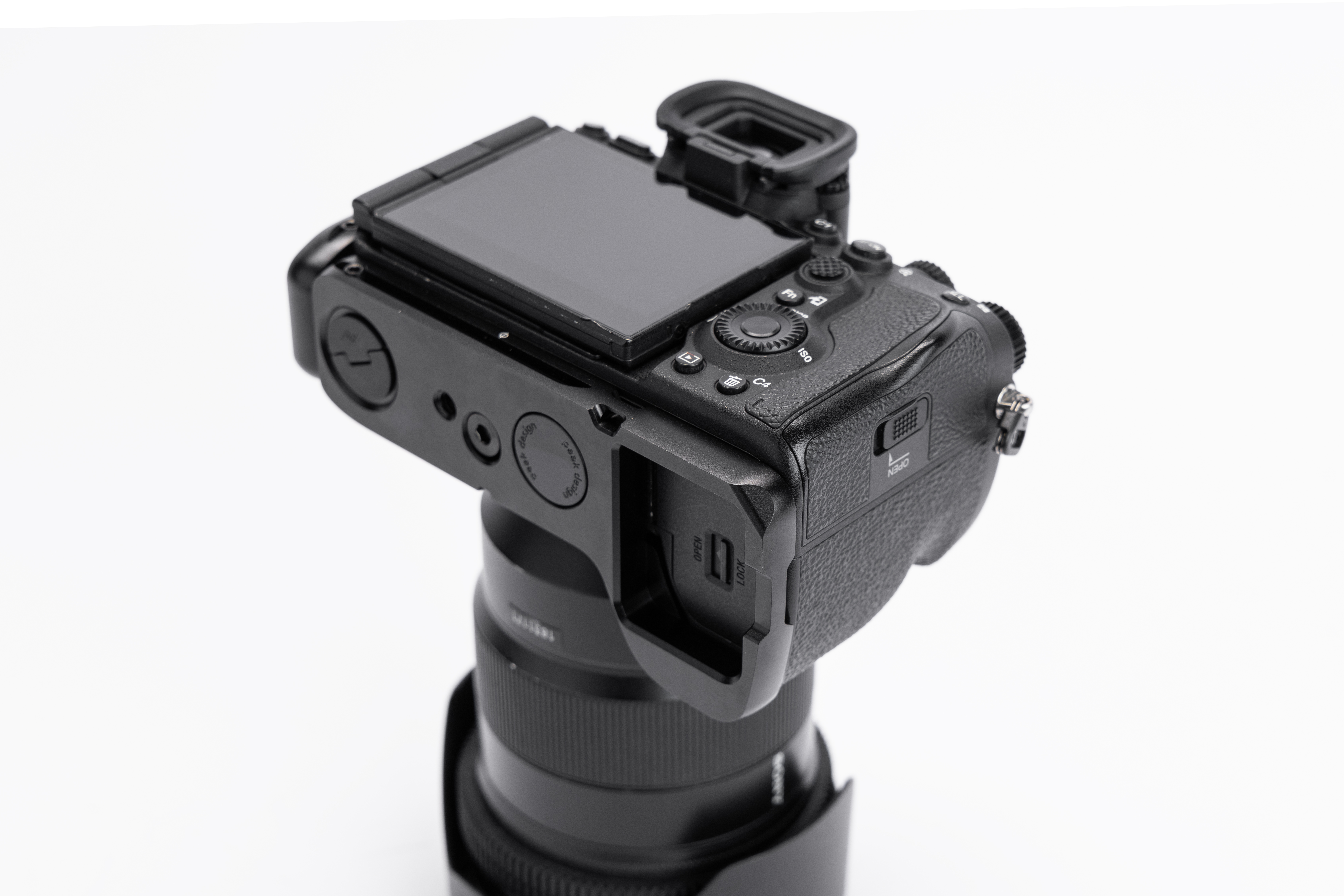 Field Bracket - Sony A7RV