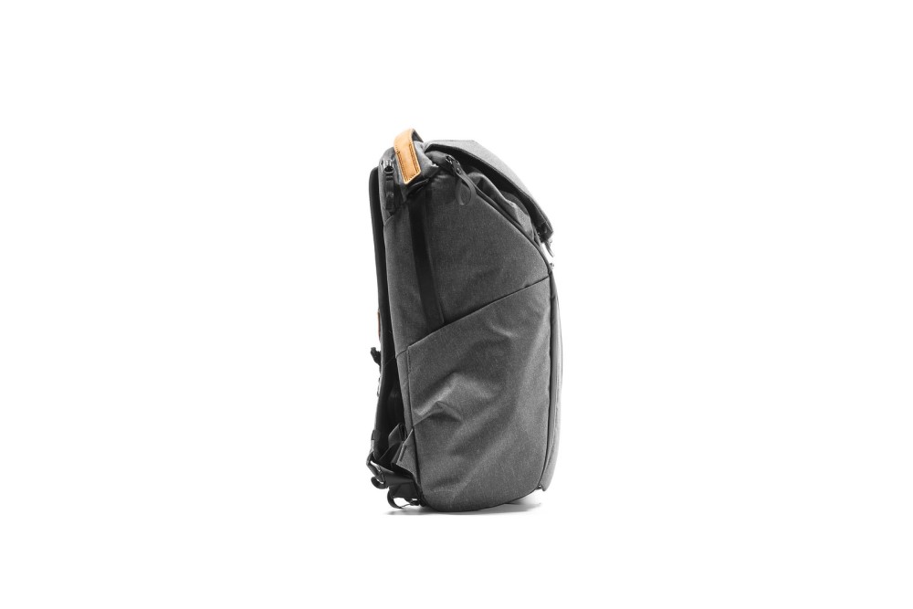 Everyday Backpack 30L v2 - Charcoal PFAS Free
