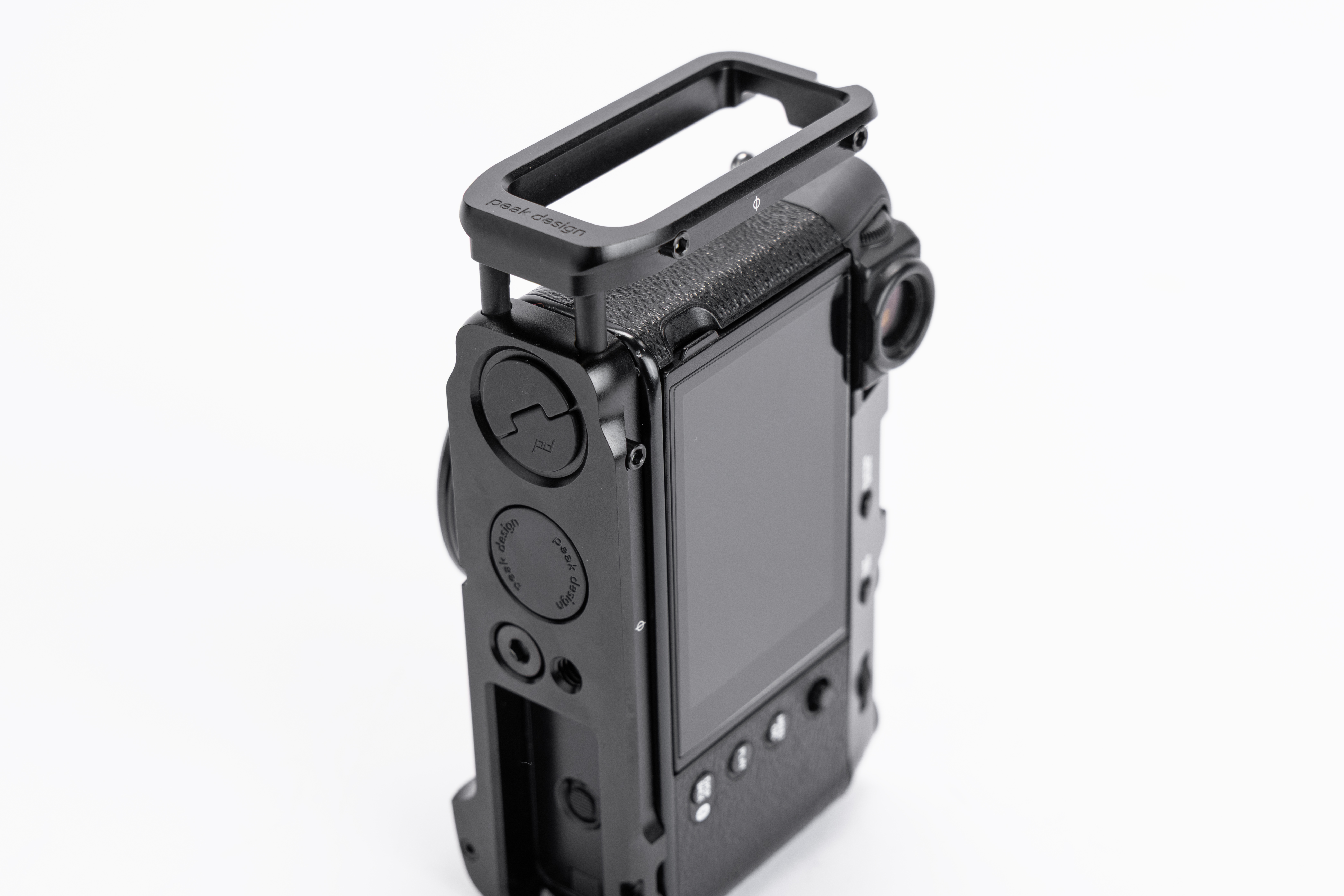 Field Bracket with Grip - Fujifilm X100VI