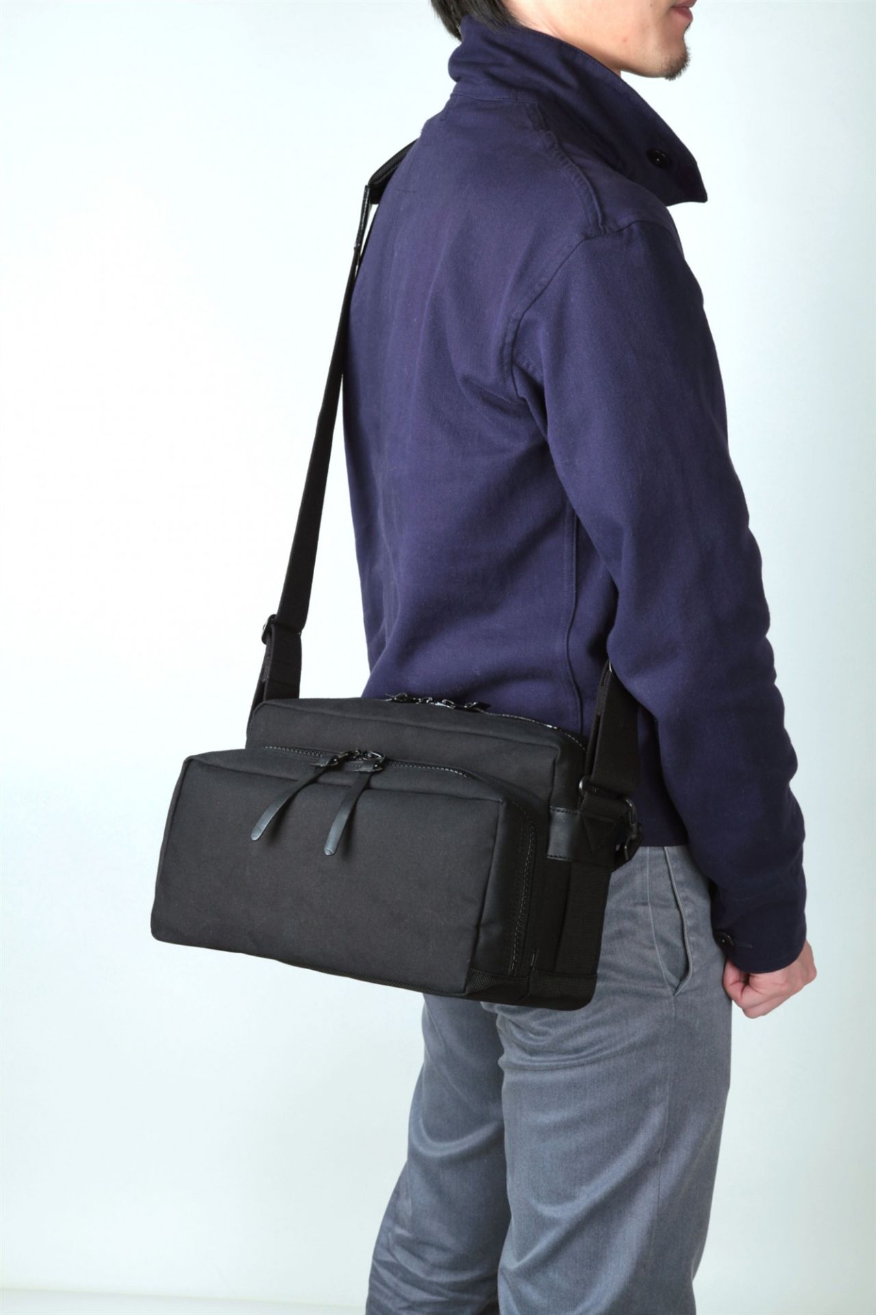 Canvas Shoulder Camera Bag (Standard)