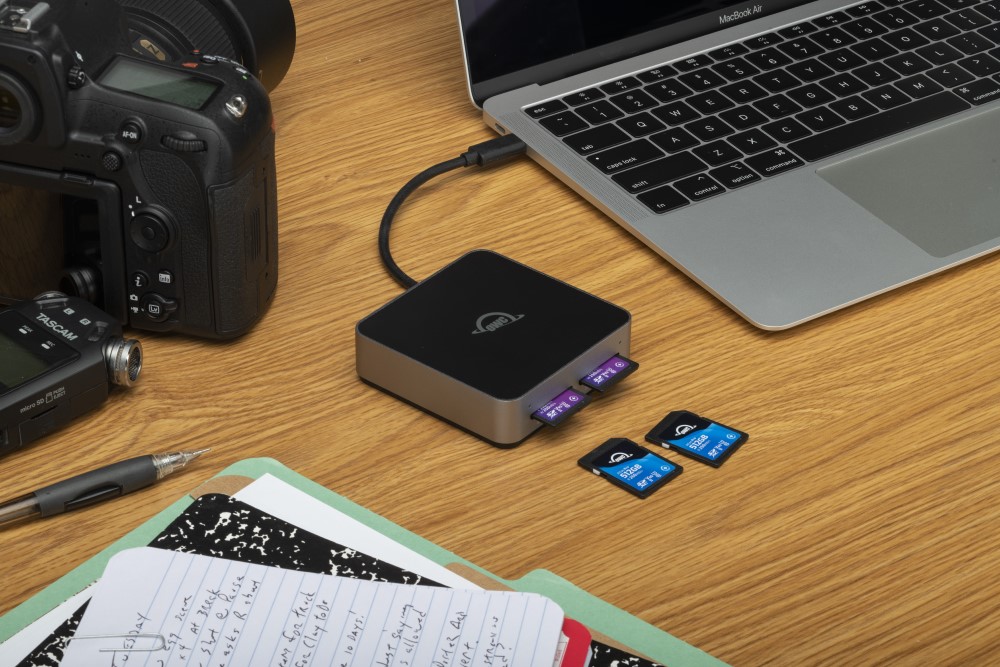 Atlas Dual-Slot USB-C SDXC UHS-II Reader