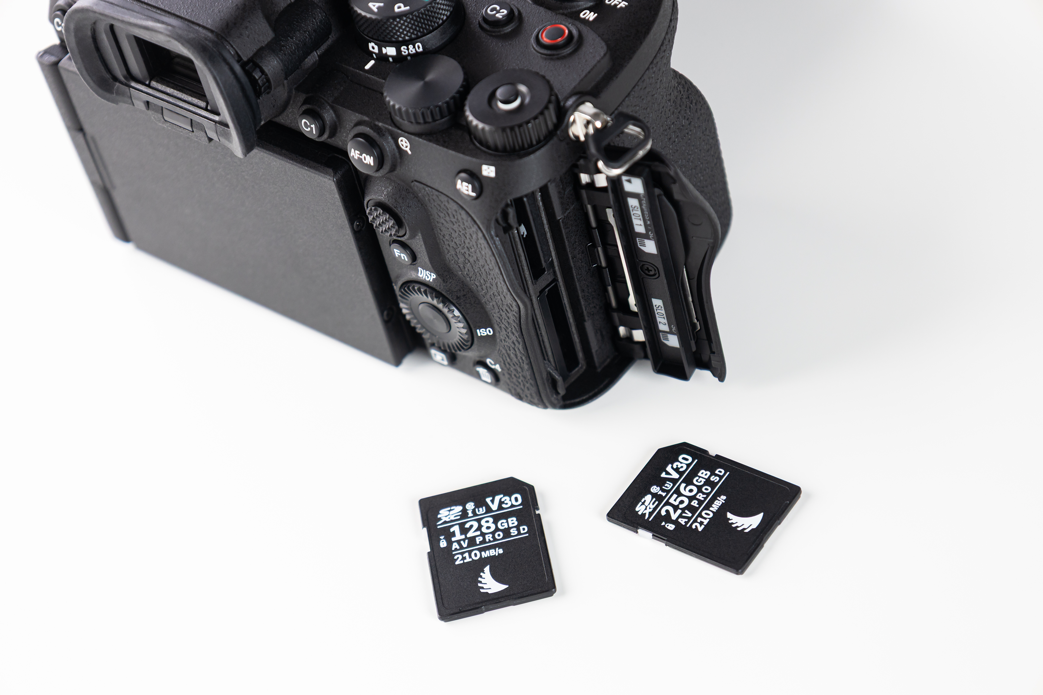 AV PRO SD V30 MK2 128 GB