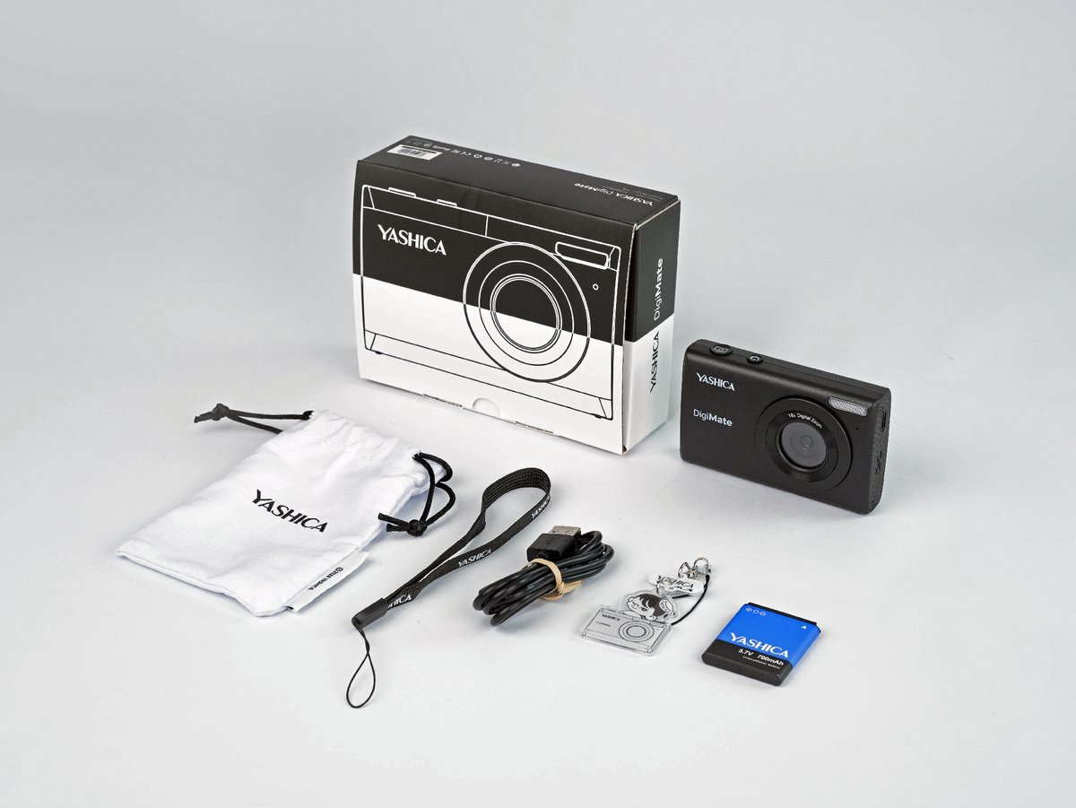 Yashica DigiMate 100 Black