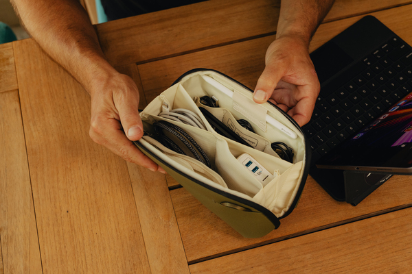 Tech Pouch Small - Kelp