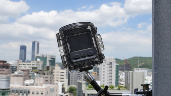 TLC2020 Construction with Waterproof Housing + Mounting Clamp Bundle