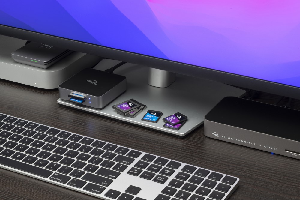 Atlas Dual-slot CFexpress USB-C Type B SDXC UHS-II Reader