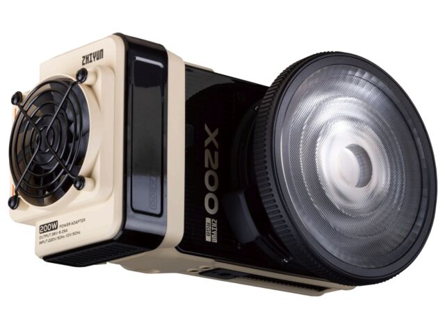 X200RGB COB Light Standard