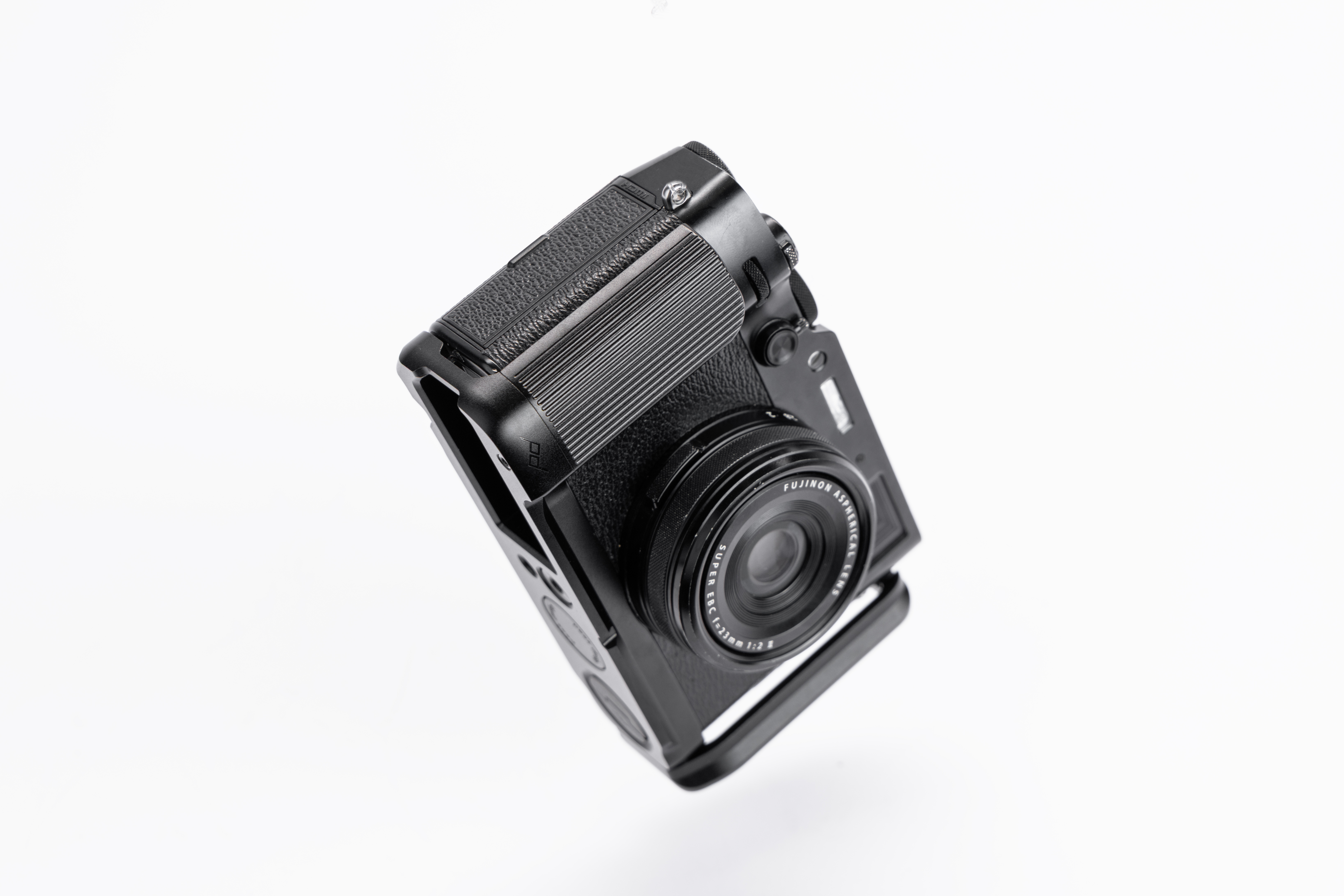 Field Bracket with Grip - Fujifilm X100VI