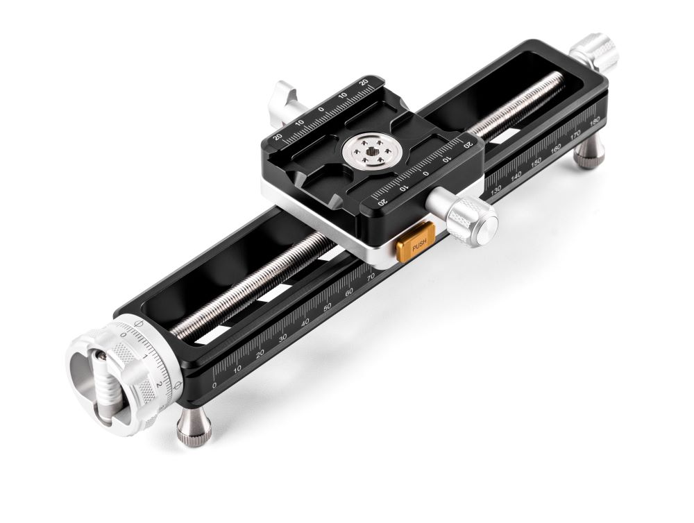 Macro Einstellschlitten NM-200S