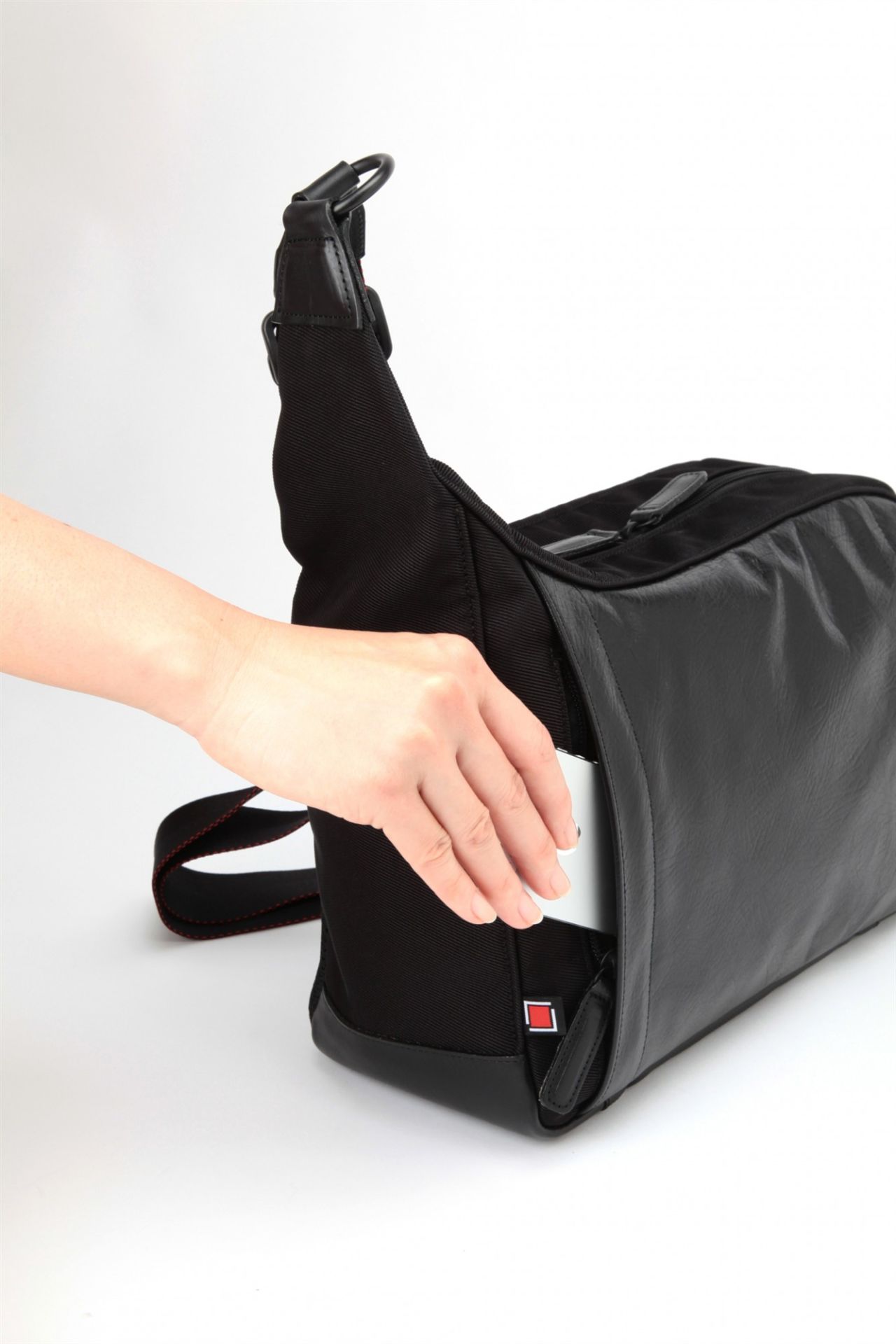 RR4-05C Leather Casual Camera Sling Bag