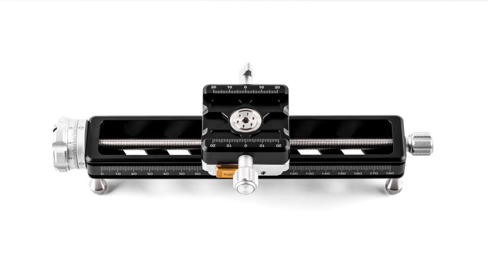 Macro Einstellschlitten NM-200S