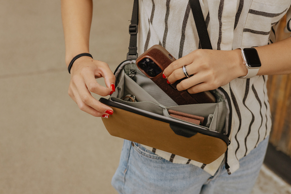 Tech Pouch - Small - Coyote