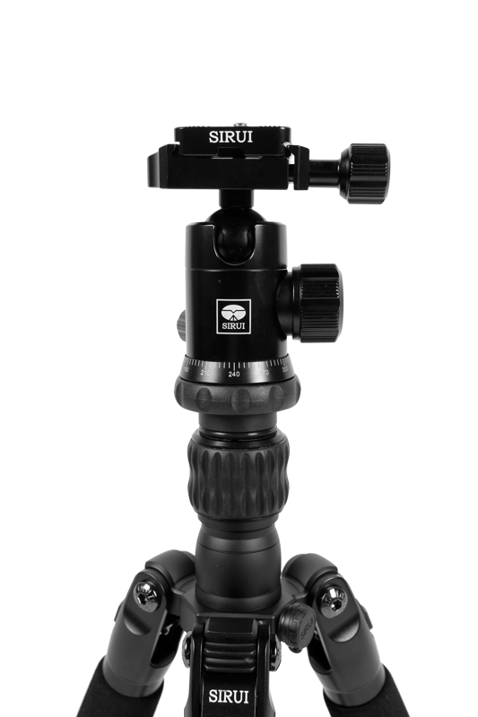 SIRUI Carbon Tripod Traveler 7C + Ball head