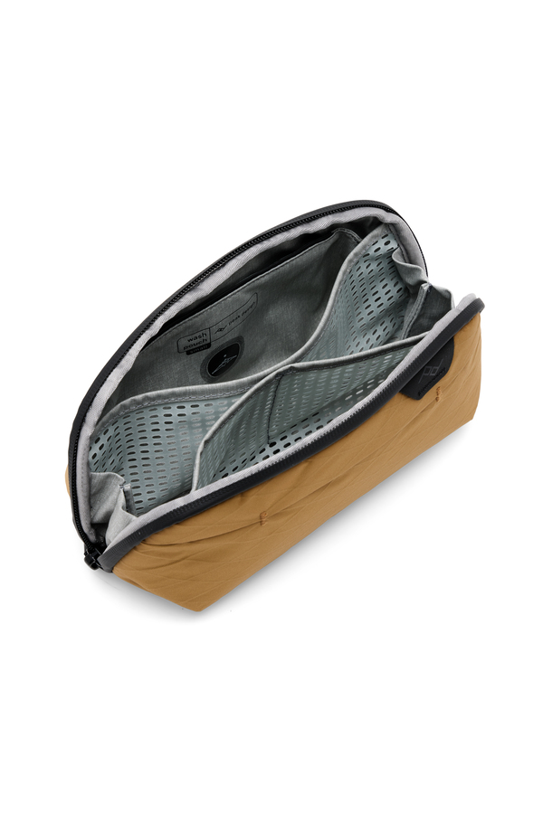 Wash Pouch - Small - Coyote