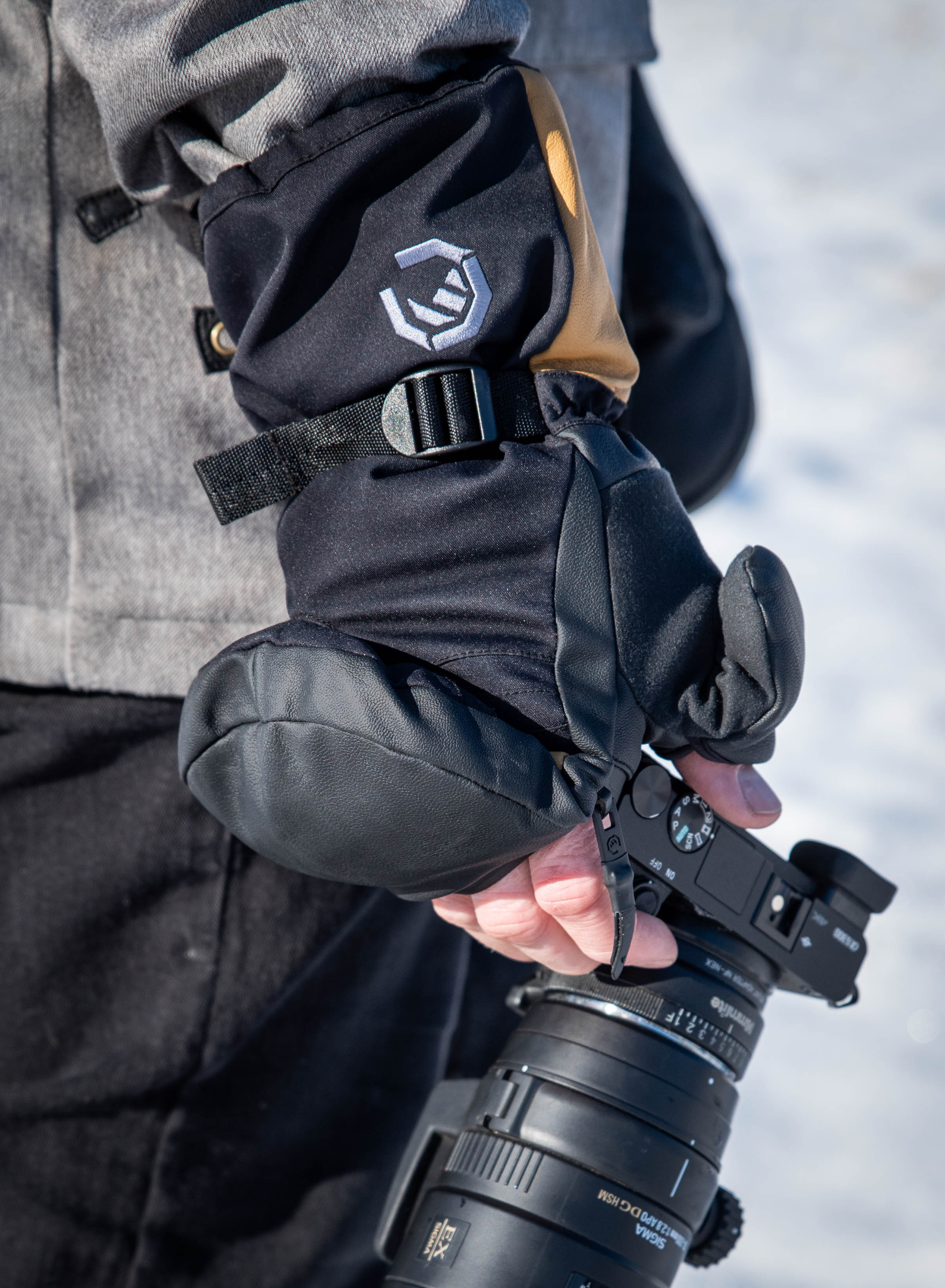 Senja Mitt Black - M