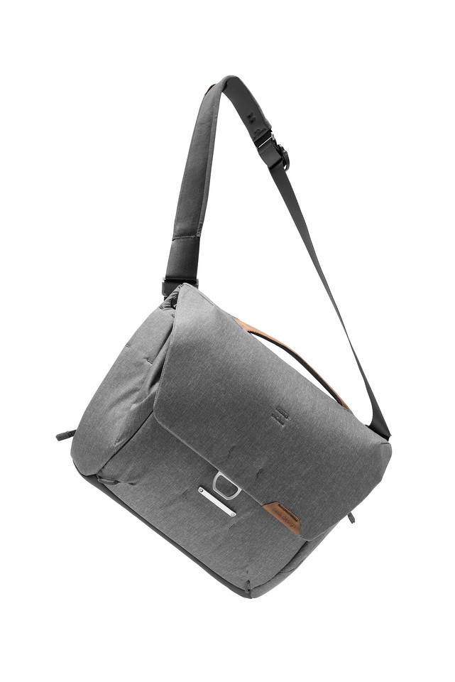 Everyday Messenger 13L v2 - Ash PFAS Free