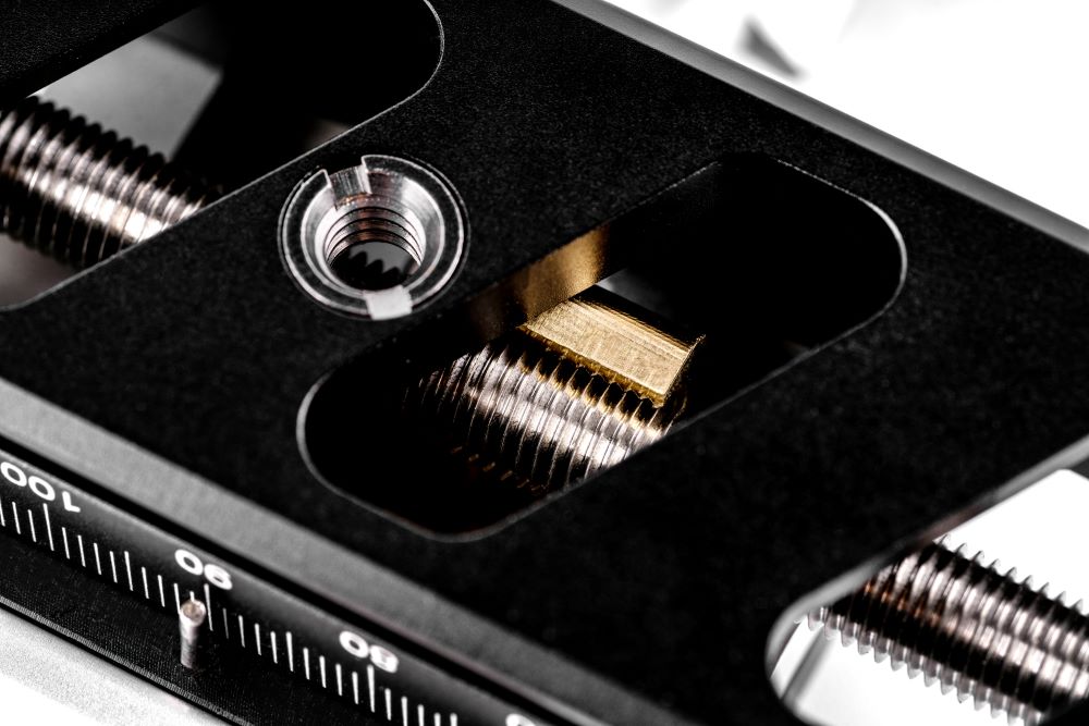 Macro Einstellschlitten NM-200S