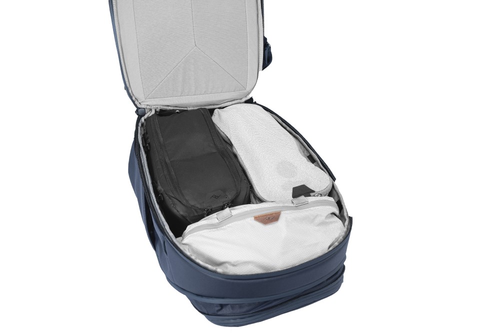 Travel Backpack 30L - Midnight