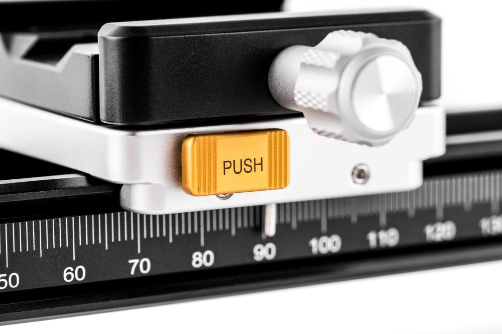 Macro Einstellschlitten NM-200S