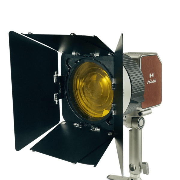 Avant Adjustable Lens