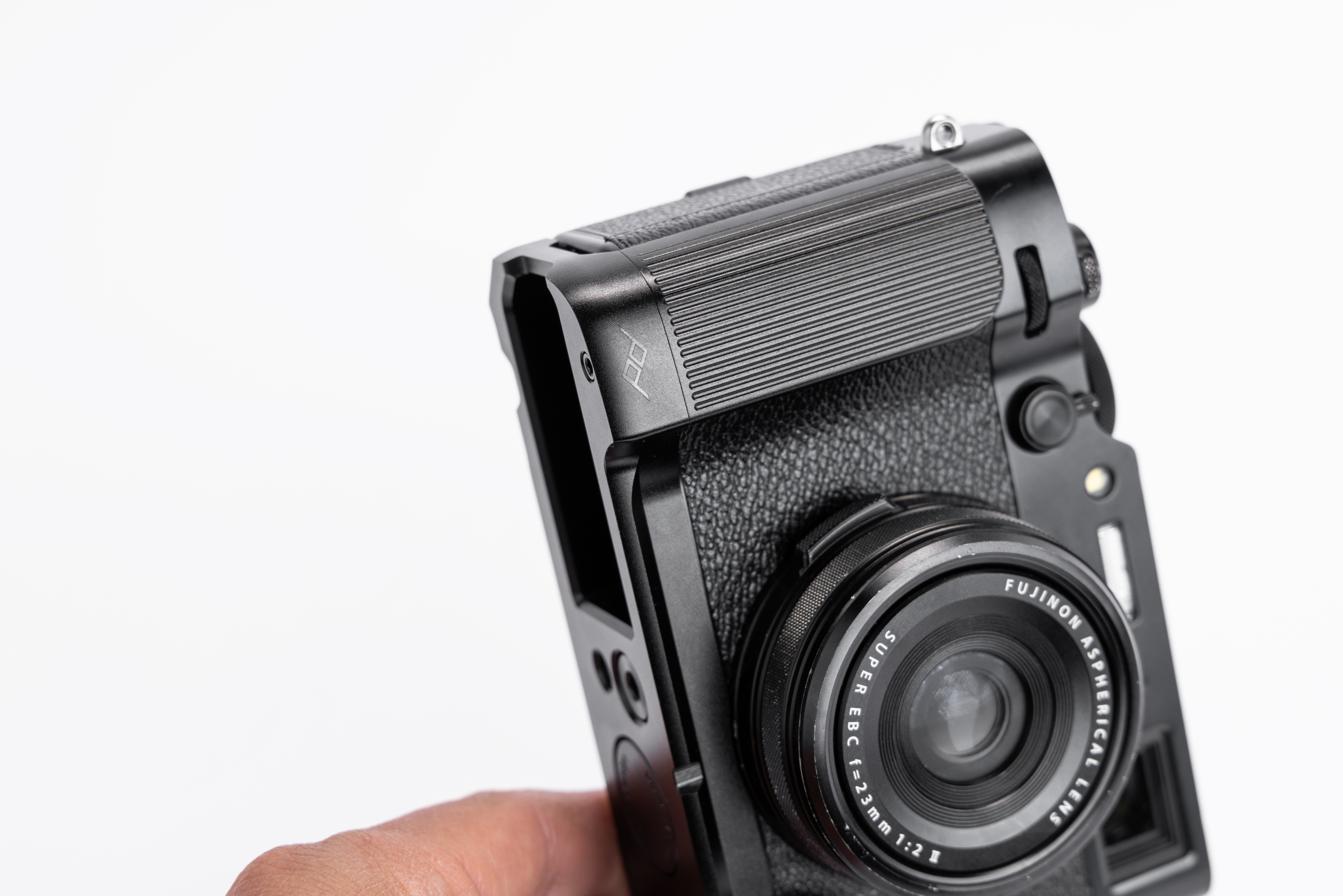 Field Bracket with Grip - Fujifilm X100VI