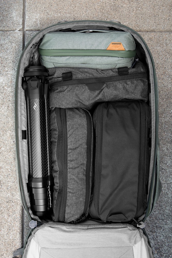 Travel Tripod - Carbon