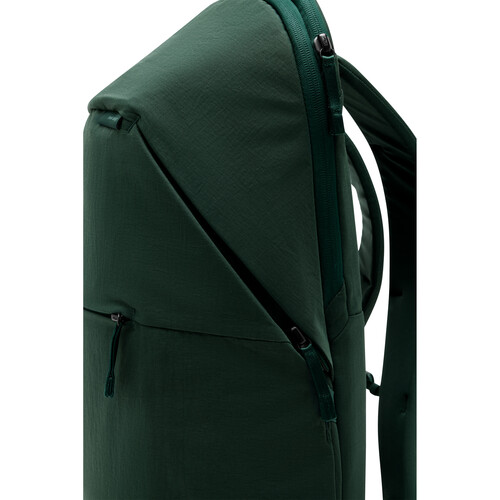 City Backpack 22L - Cypress
