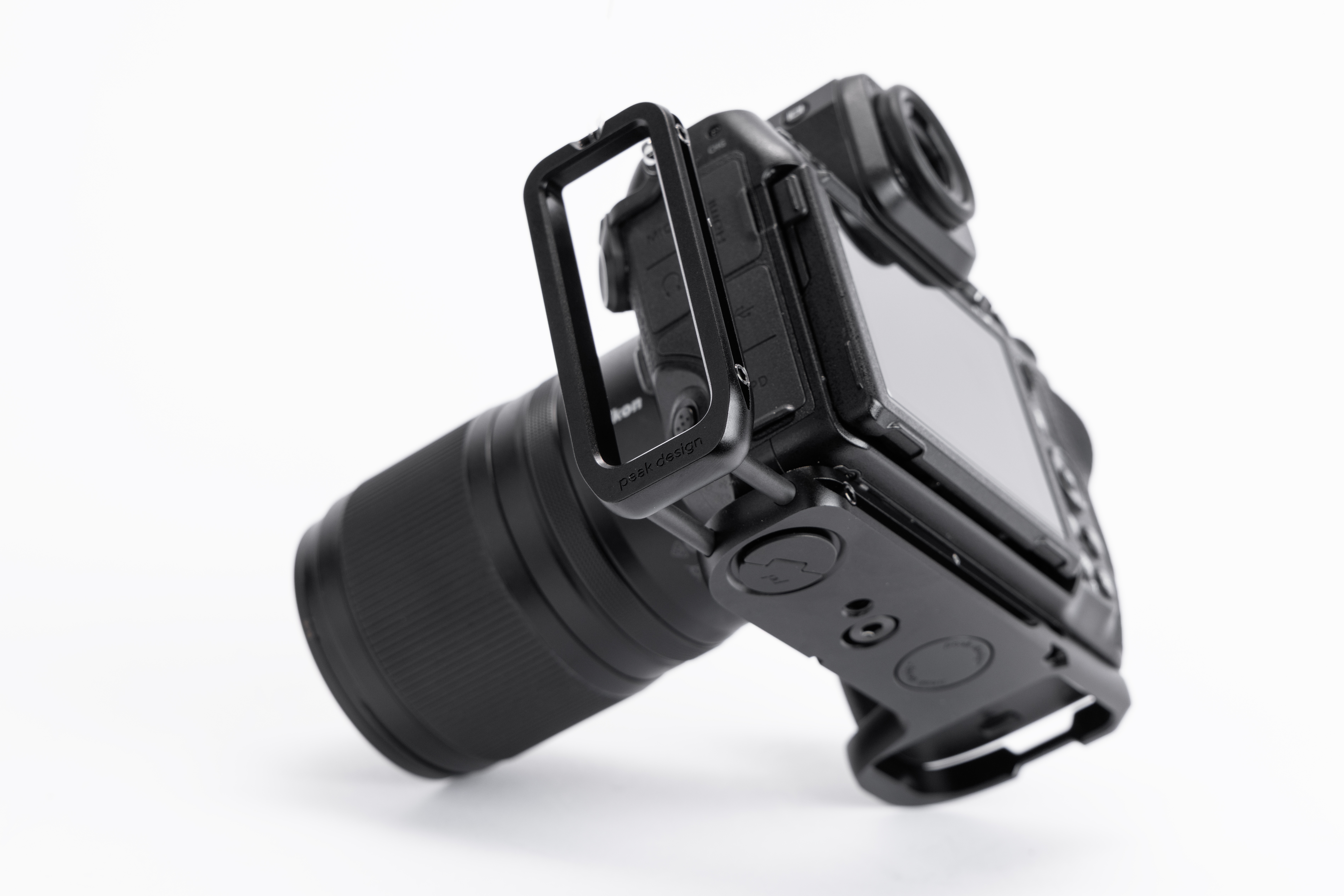 Field Bracket - Nikon Z8