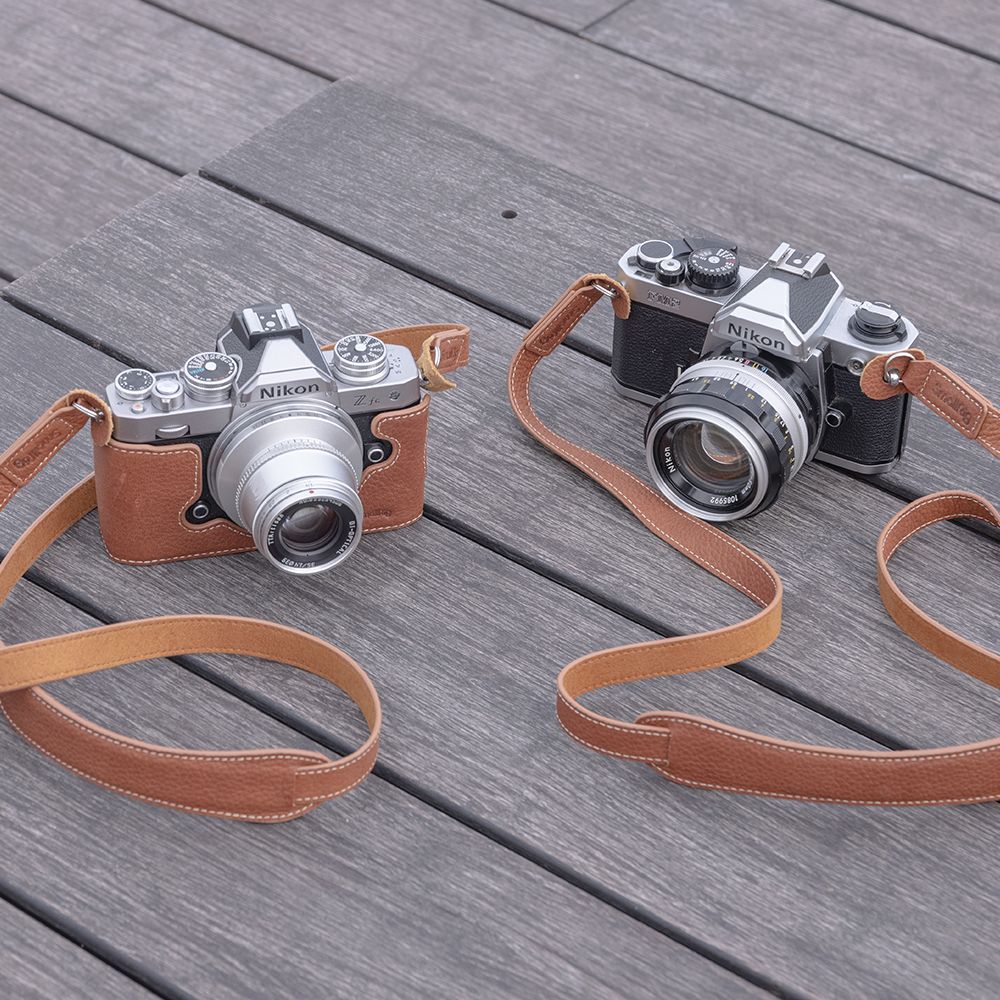 Leather Half Case Nikon Z fc with Shoulder Strap 3481