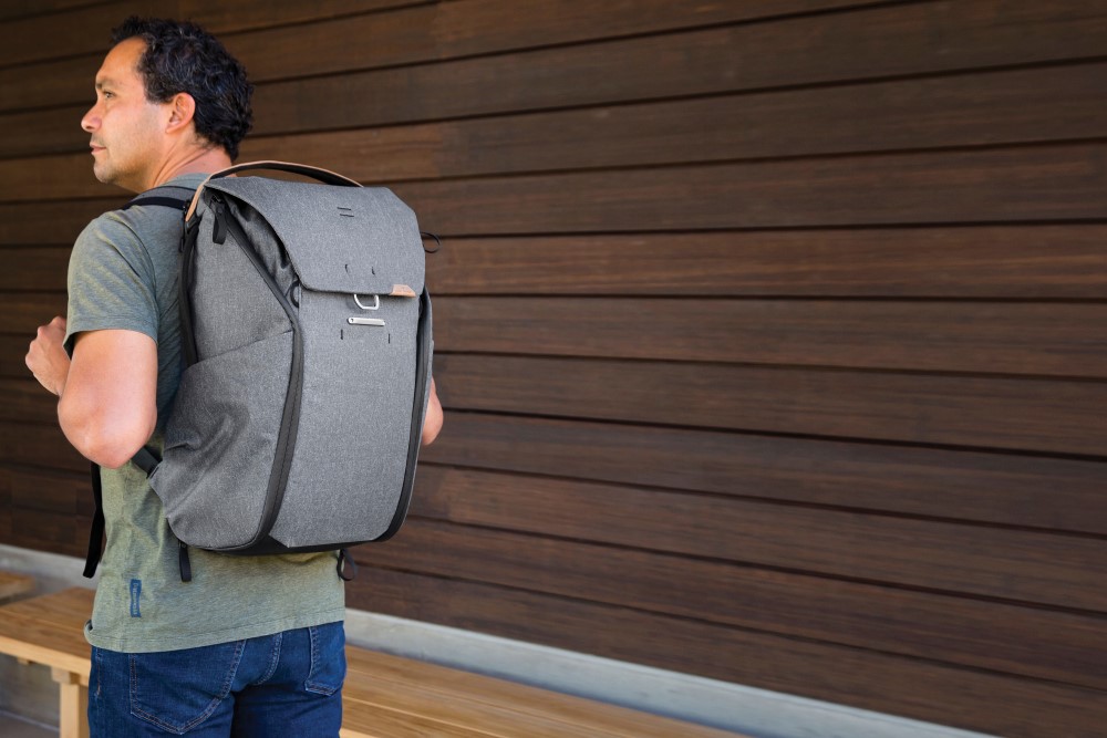 Everyday Backpack 30L v2 - Charcoal PFAS Free